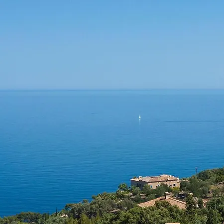 Estel Vila *